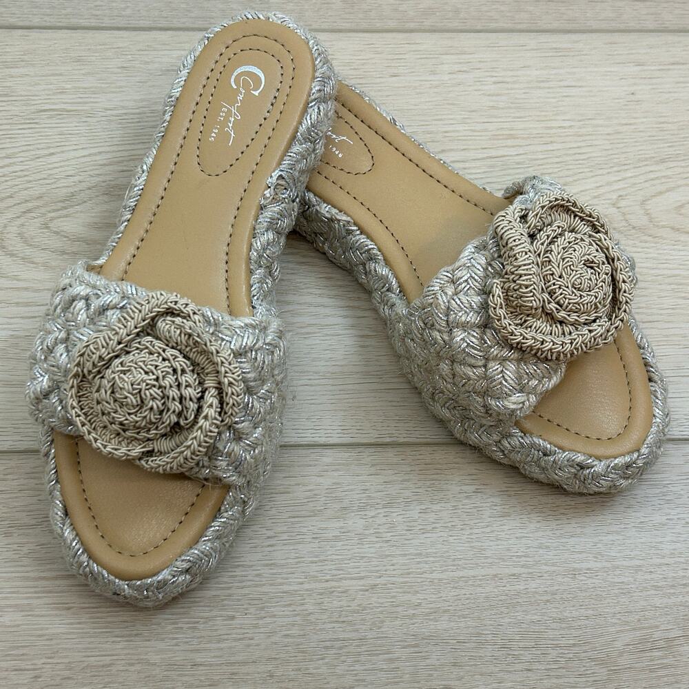 Cato Comfort Platform Slide Sandals Beige Woven Open Toe Crochet Flower 9.5 - Picture 2 of 8